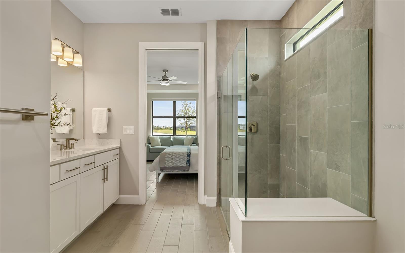 LAKESPUR AT WELLEN PARK3570 - Residential