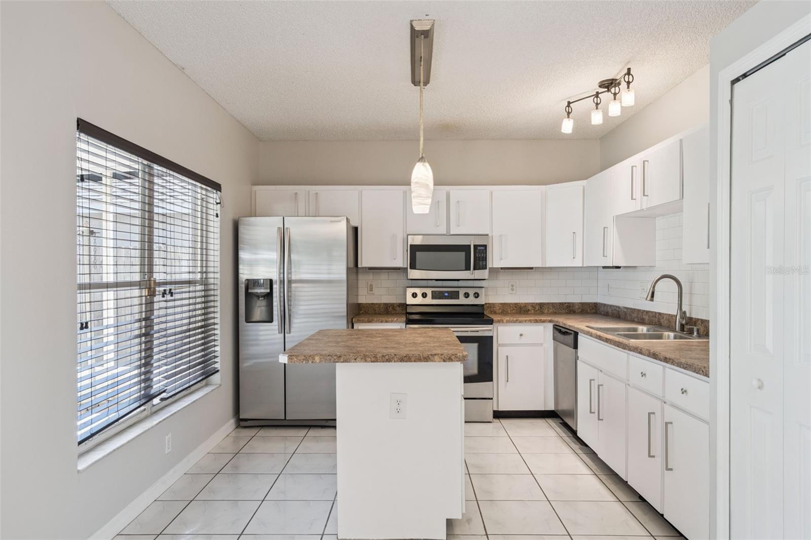 SANCTUARY - Residential