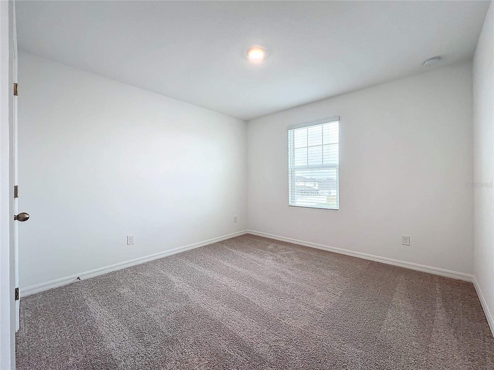 HAMPTON OAKS - Residential Lease