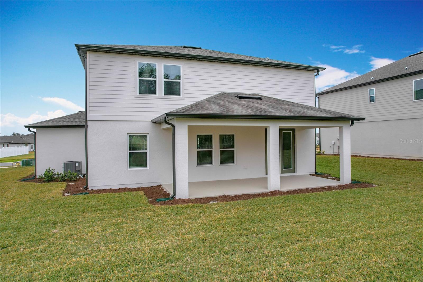 HAMPTON OAKS - Residential Lease