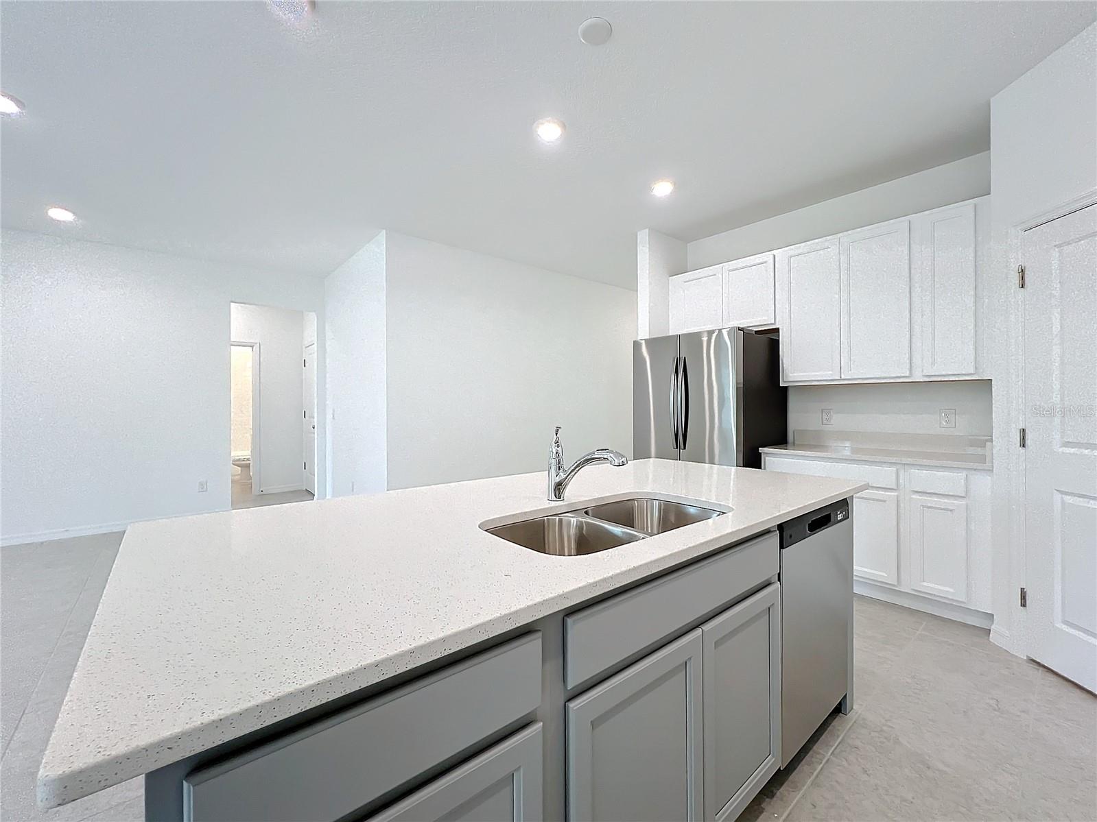 HAMPTON OAKS - Residential Lease