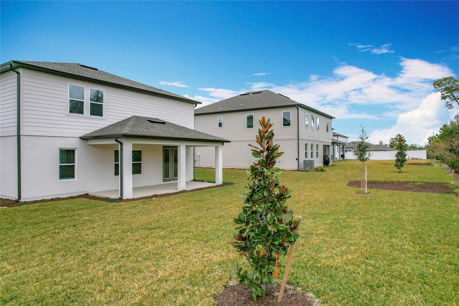 HAMPTON OAKS - Residential Lease