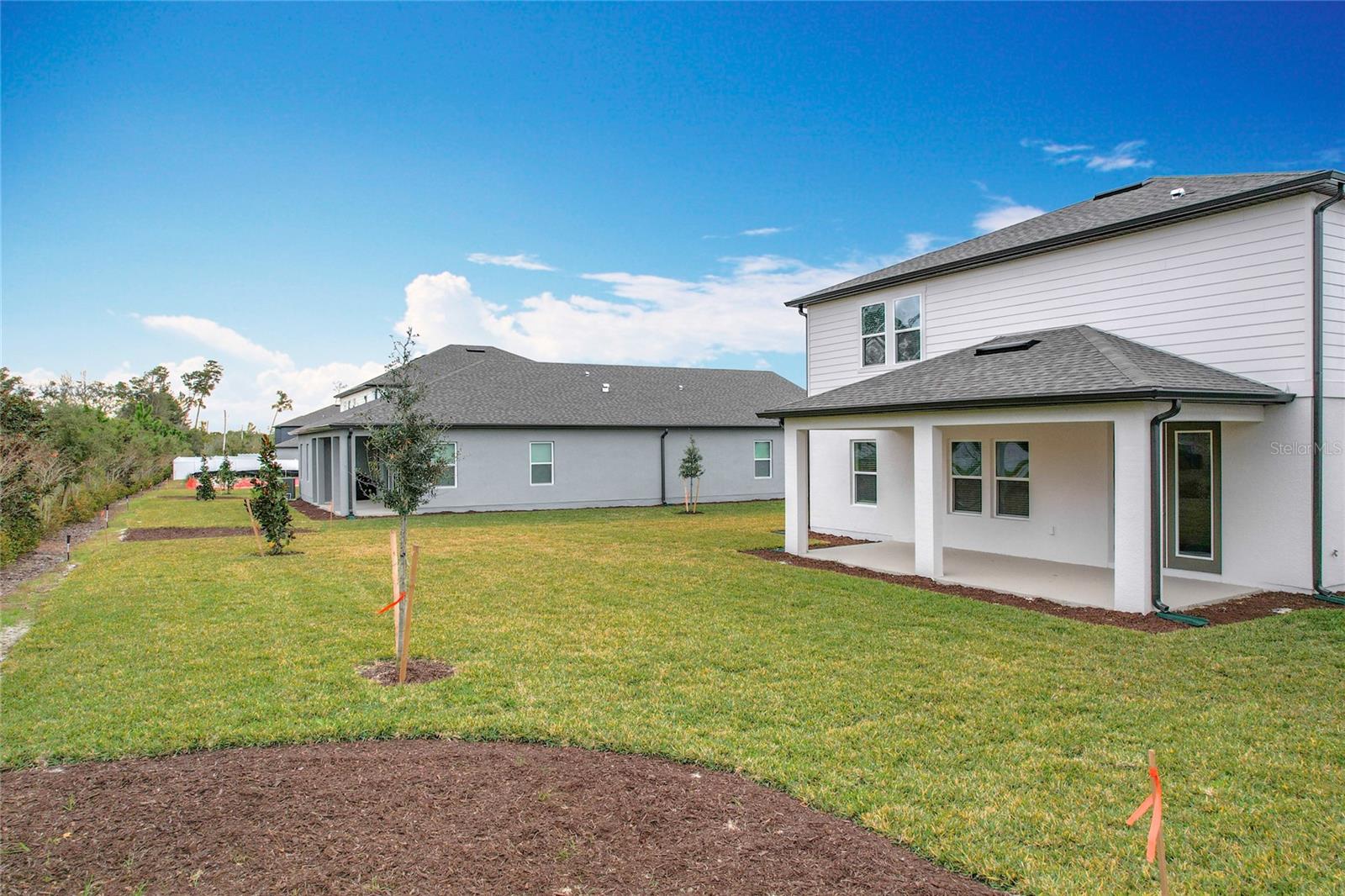HAMPTON OAKS - Residential Lease