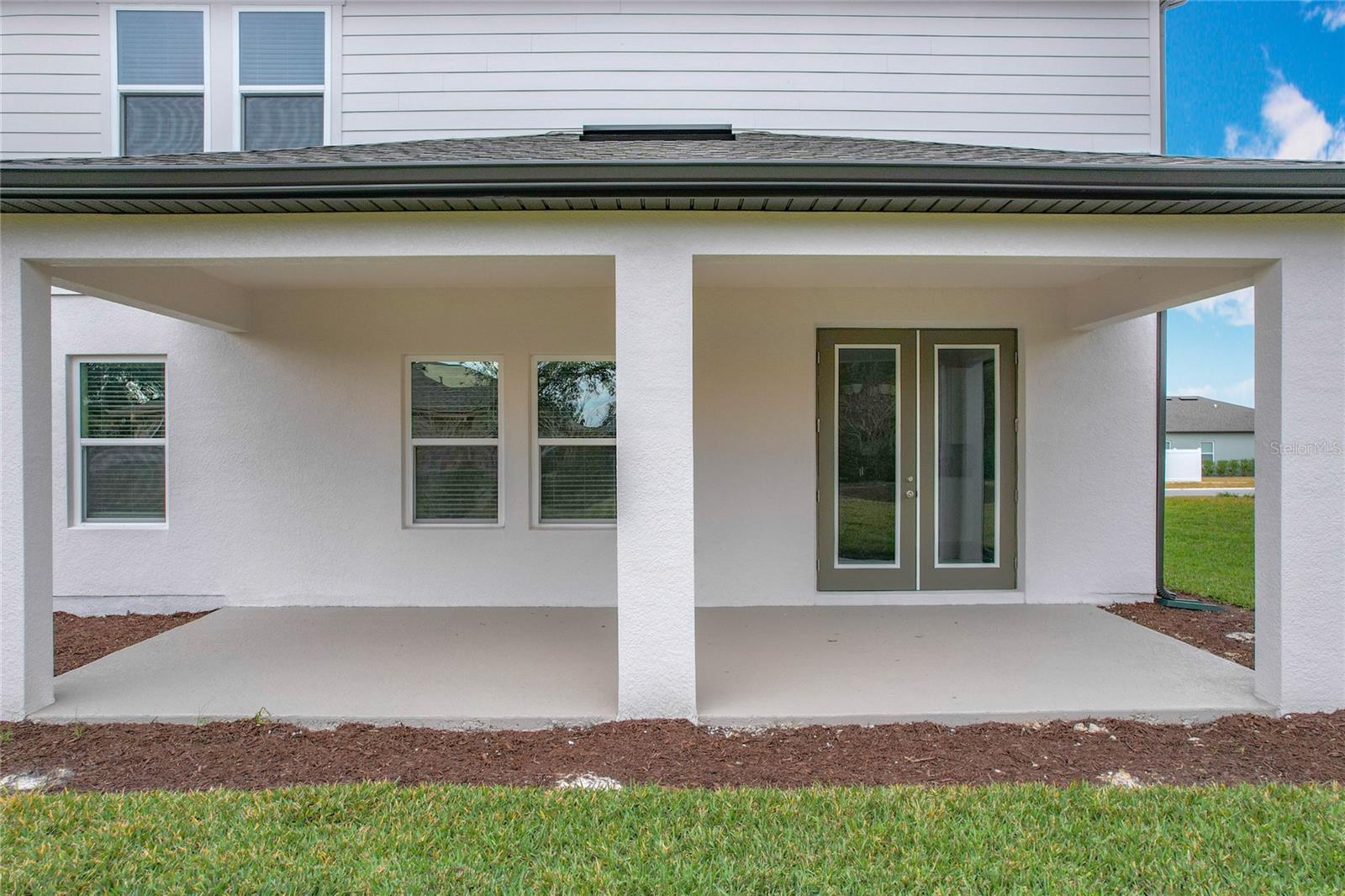 HAMPTON OAKS - Residential Lease