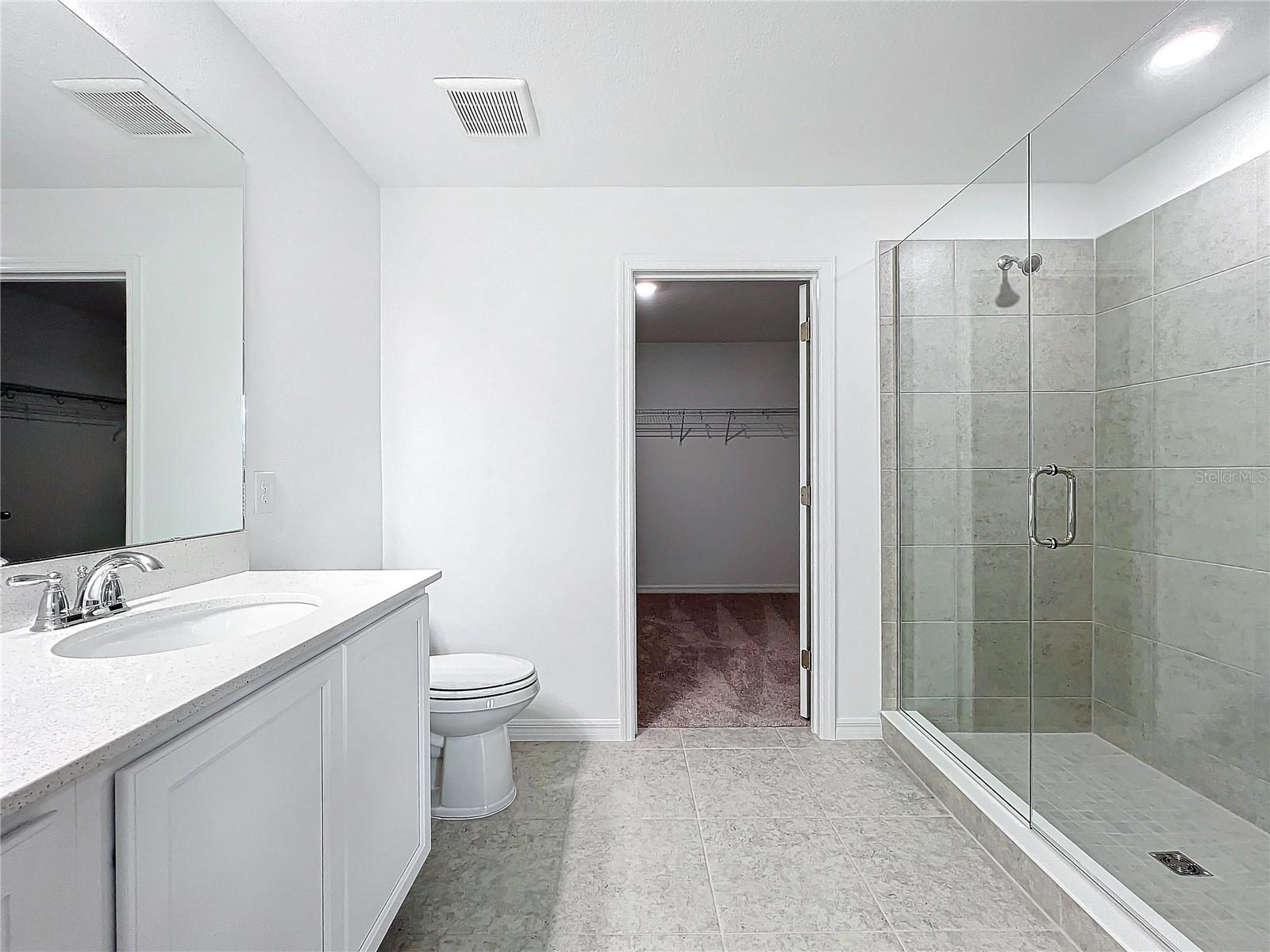HAMPTON OAKS - Residential Lease