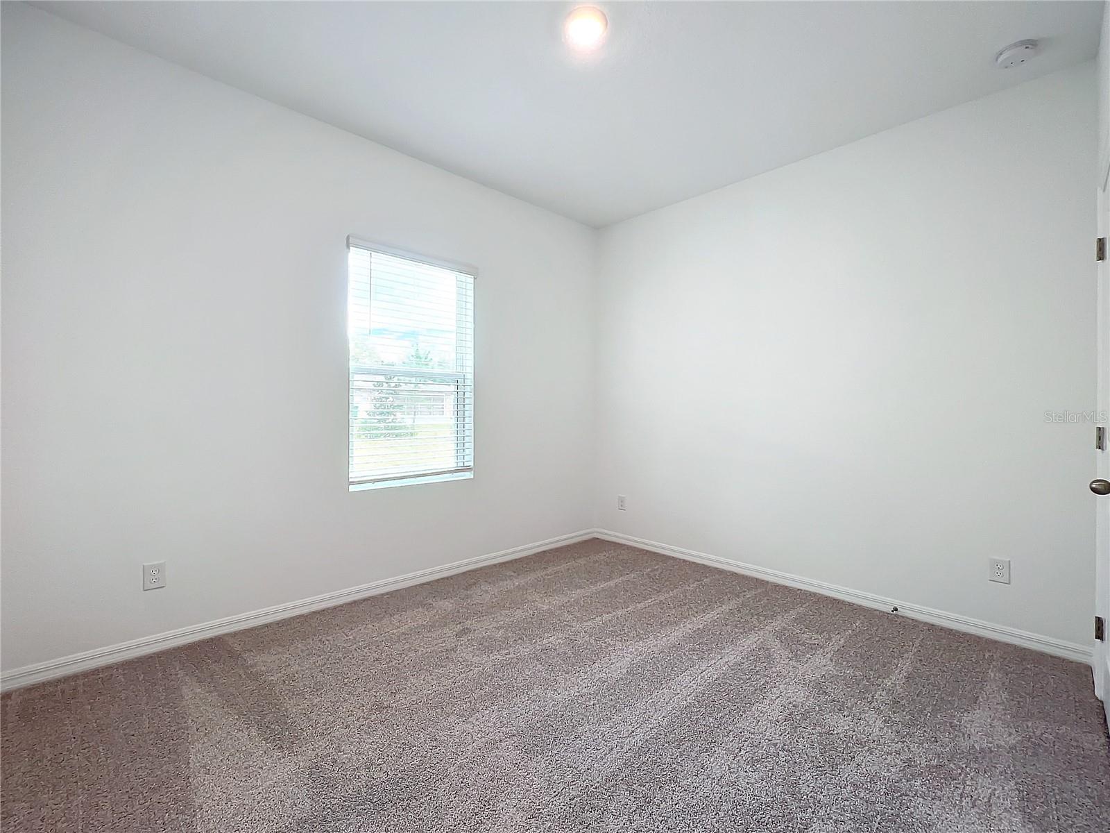 HAMPTON OAKS - Residential Lease