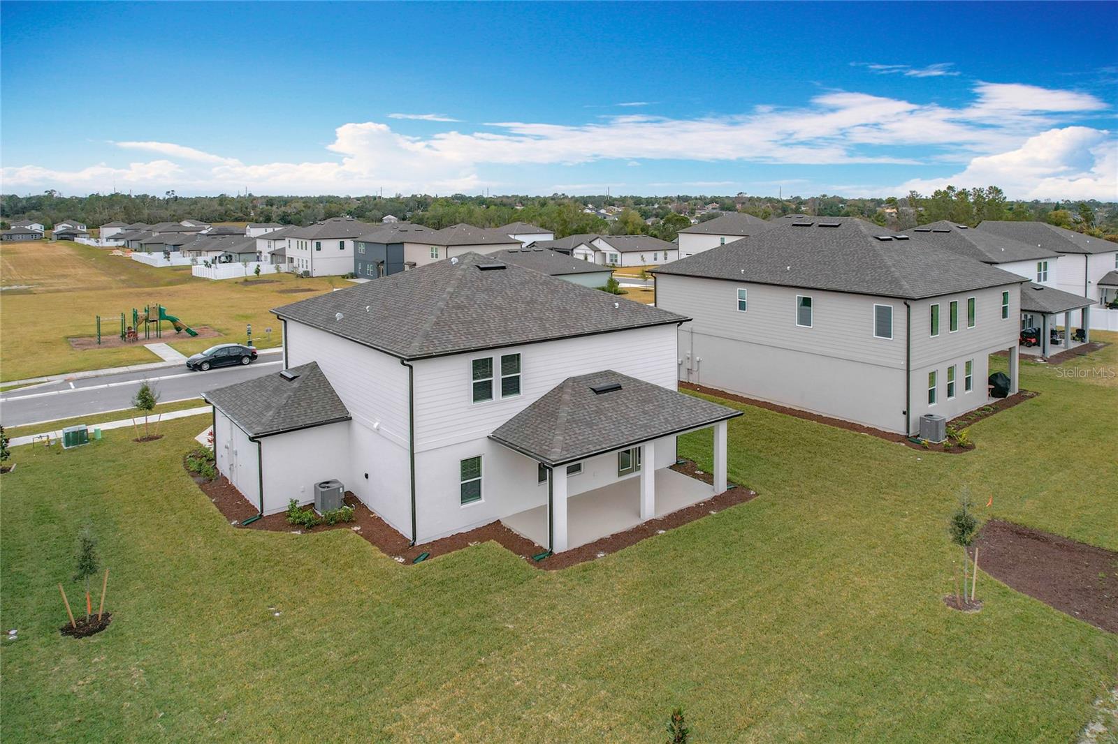 HAMPTON OAKS - Residential Lease