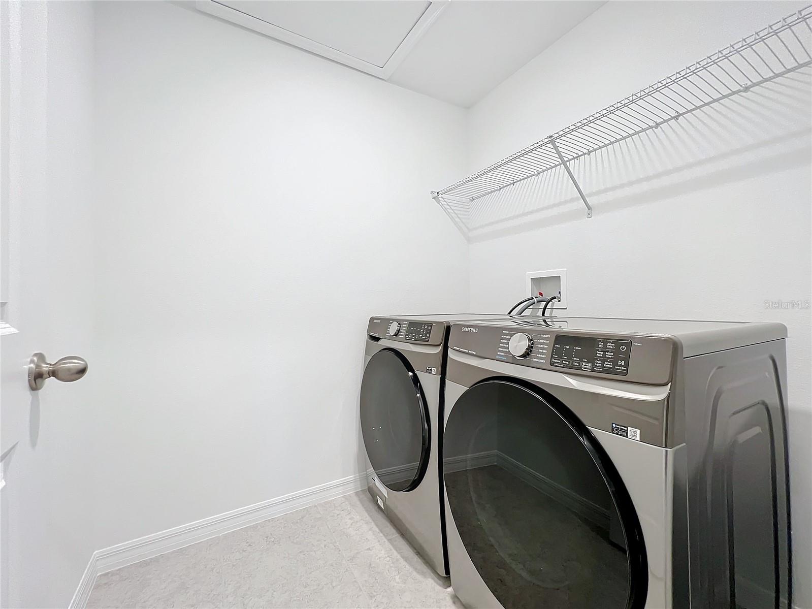 HAMPTON OAKS - Residential Lease