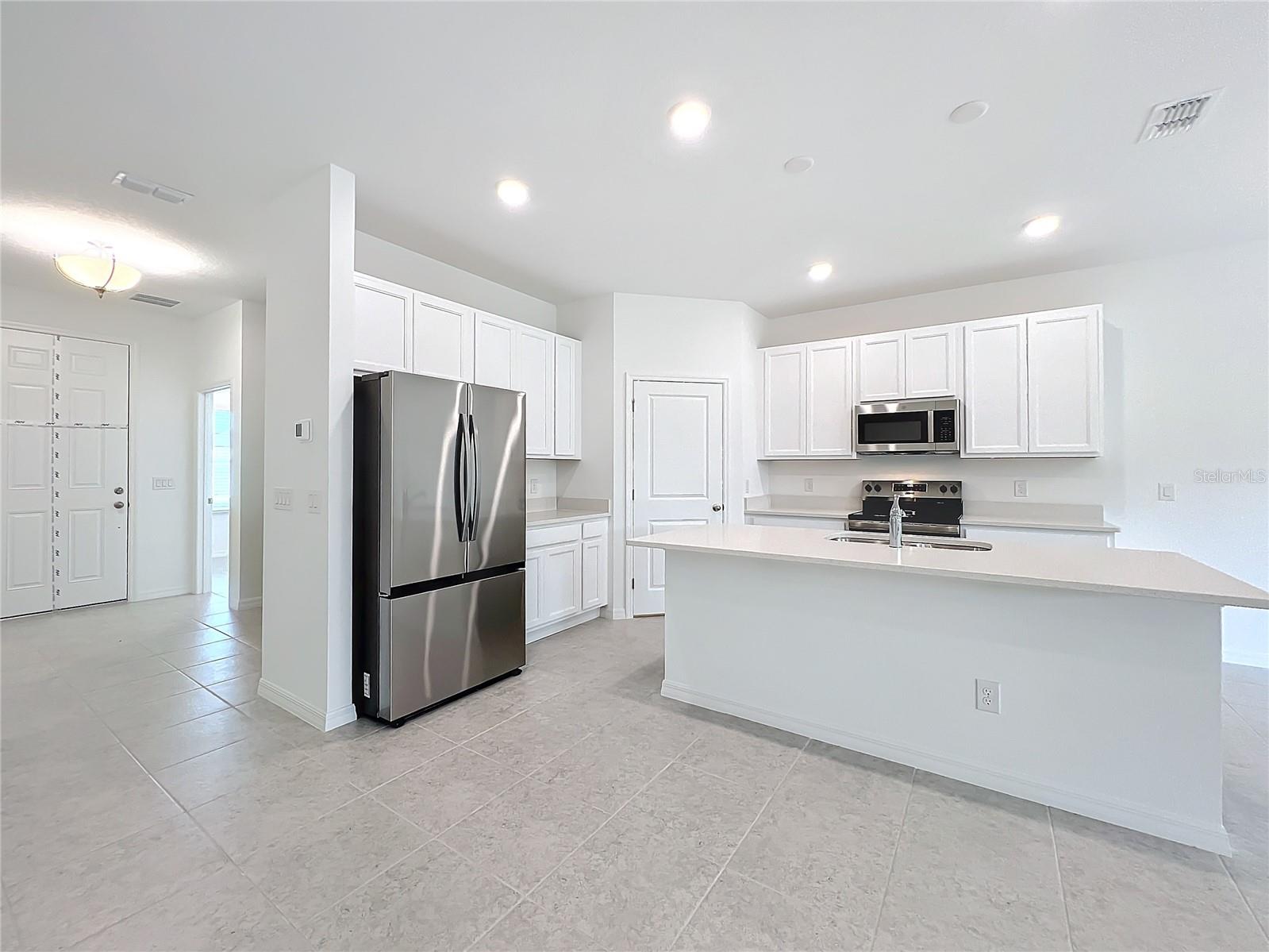 HAMPTON OAKS - Residential Lease