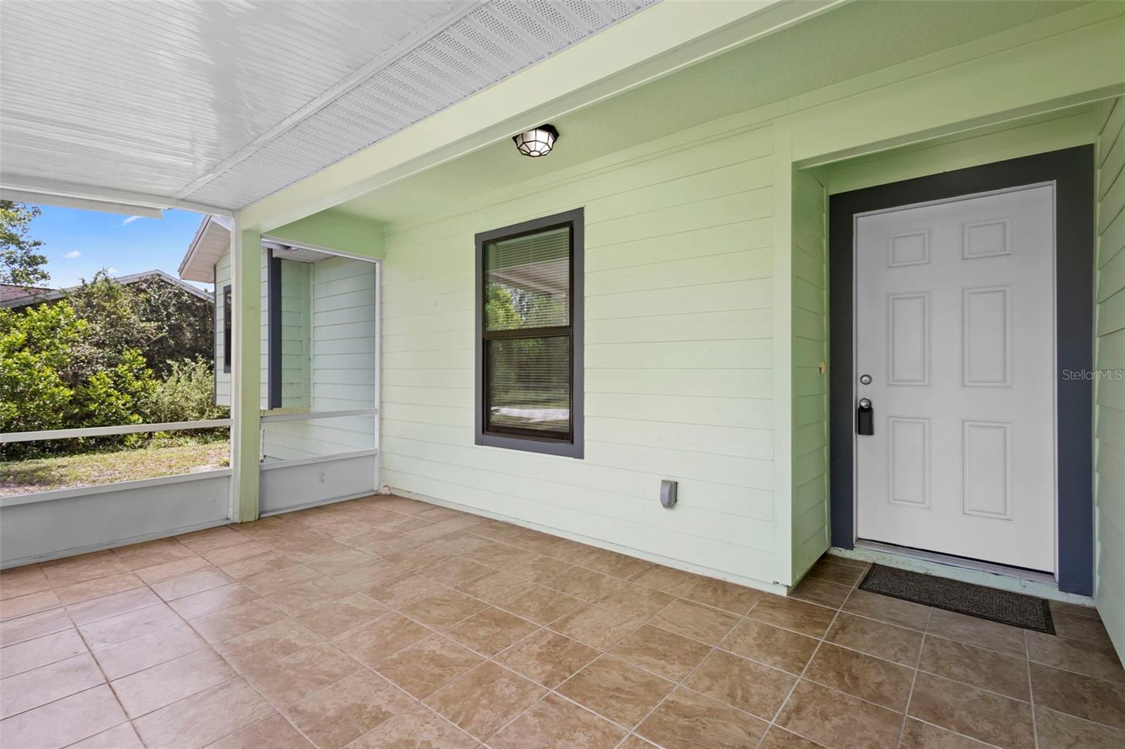 1018 E GAUCHO CIRCLE