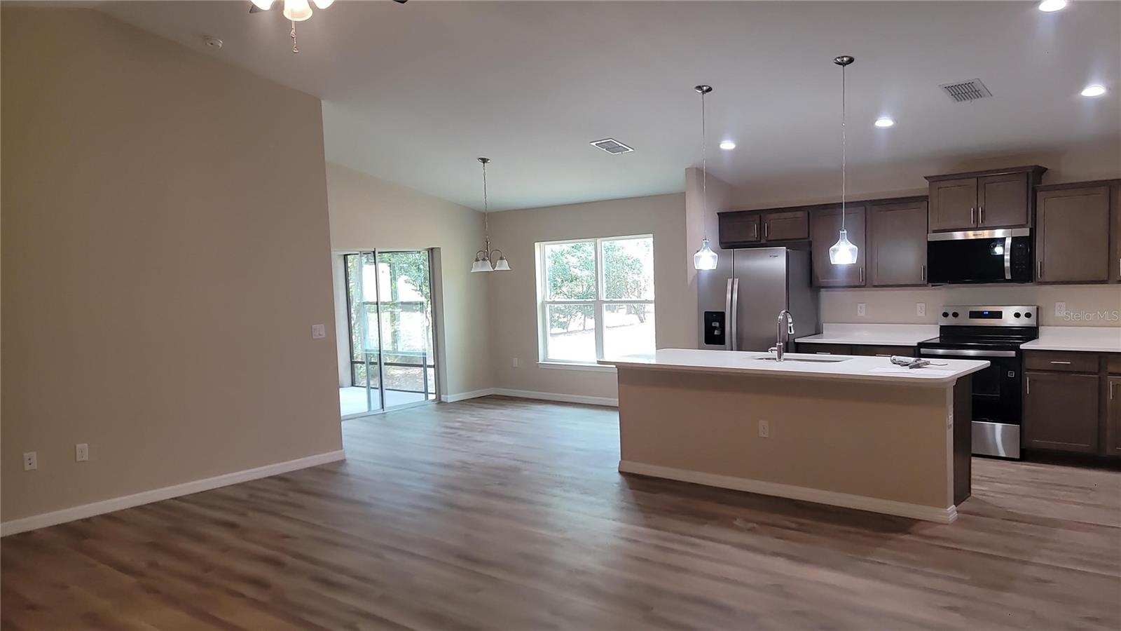 RAINBOW SPGS FIFTH REP - Residential