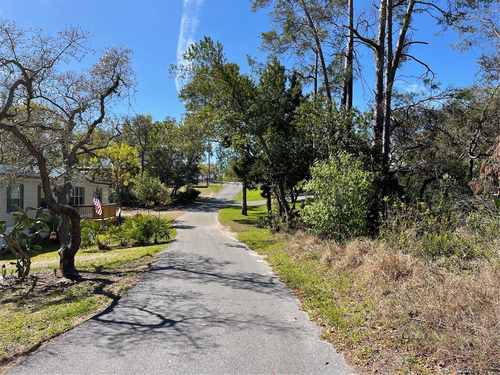 CITY RETREATS - Land