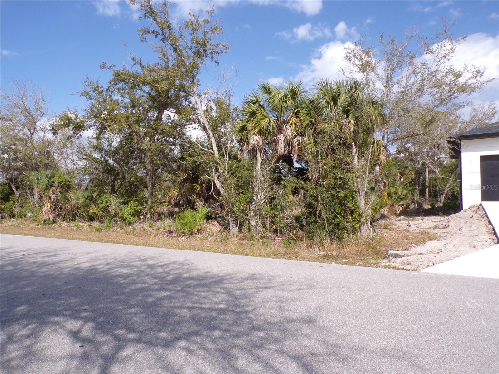 PORT CHARLOTTE SEC 081 - Land