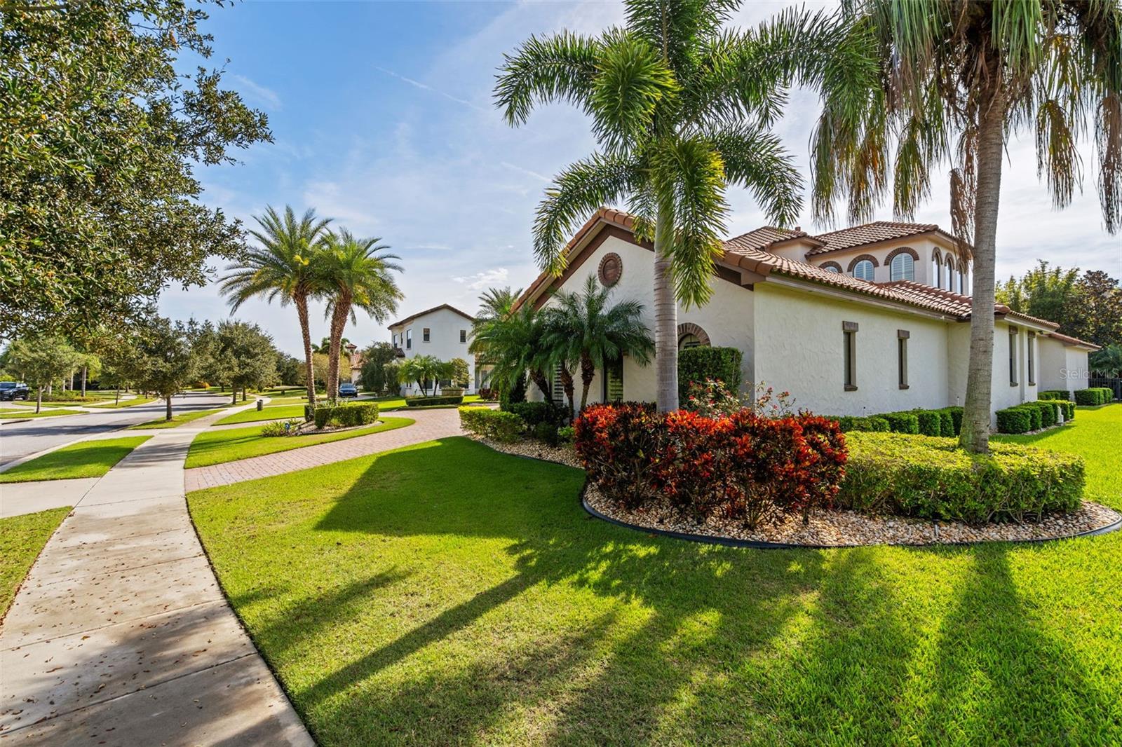 WATERSTONE - Residential