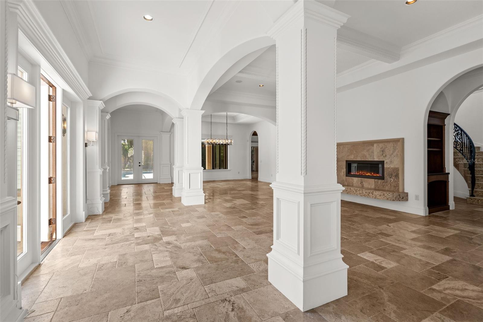 WATERSTONE - Residential