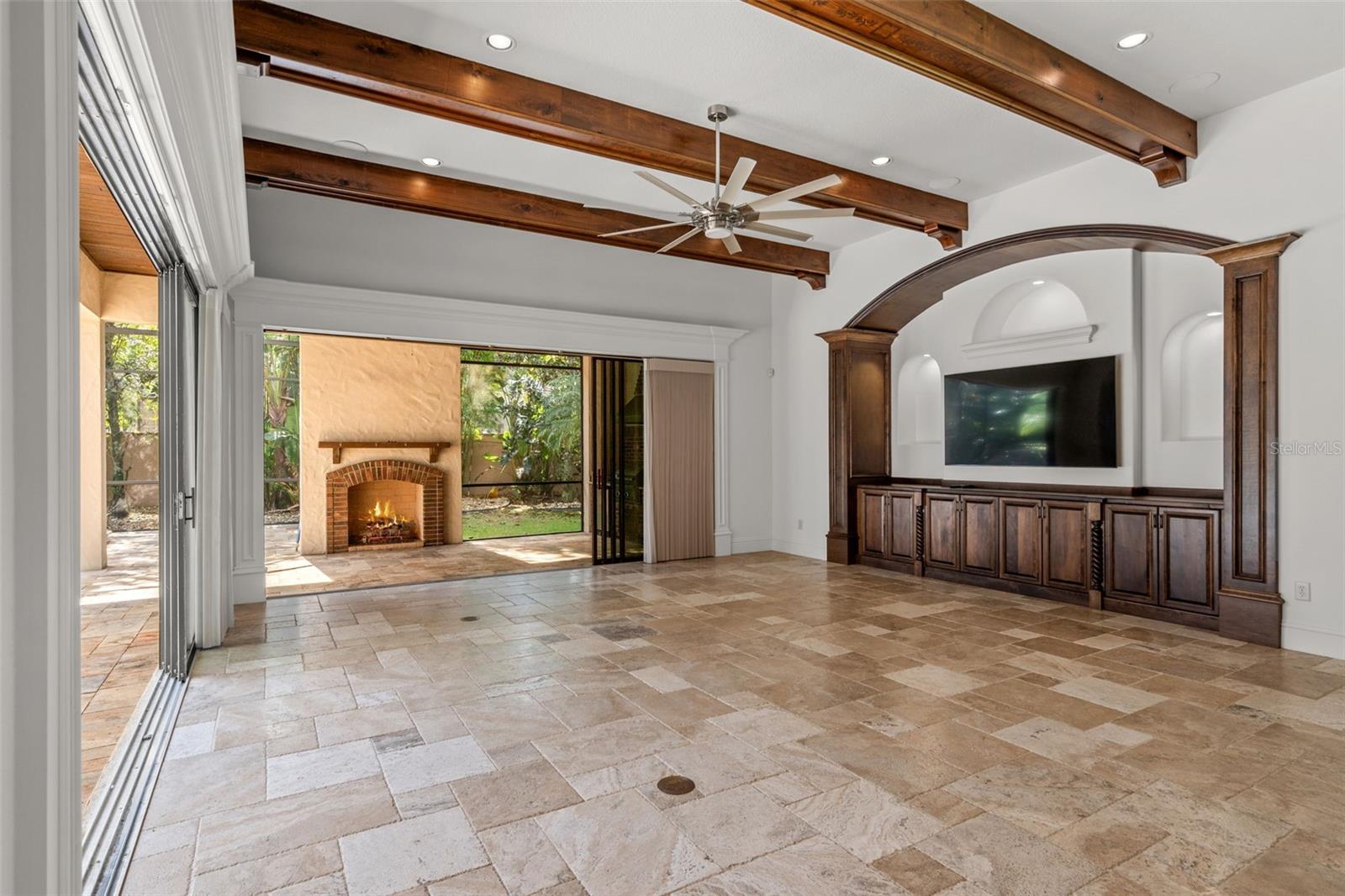 WATERSTONE - Residential