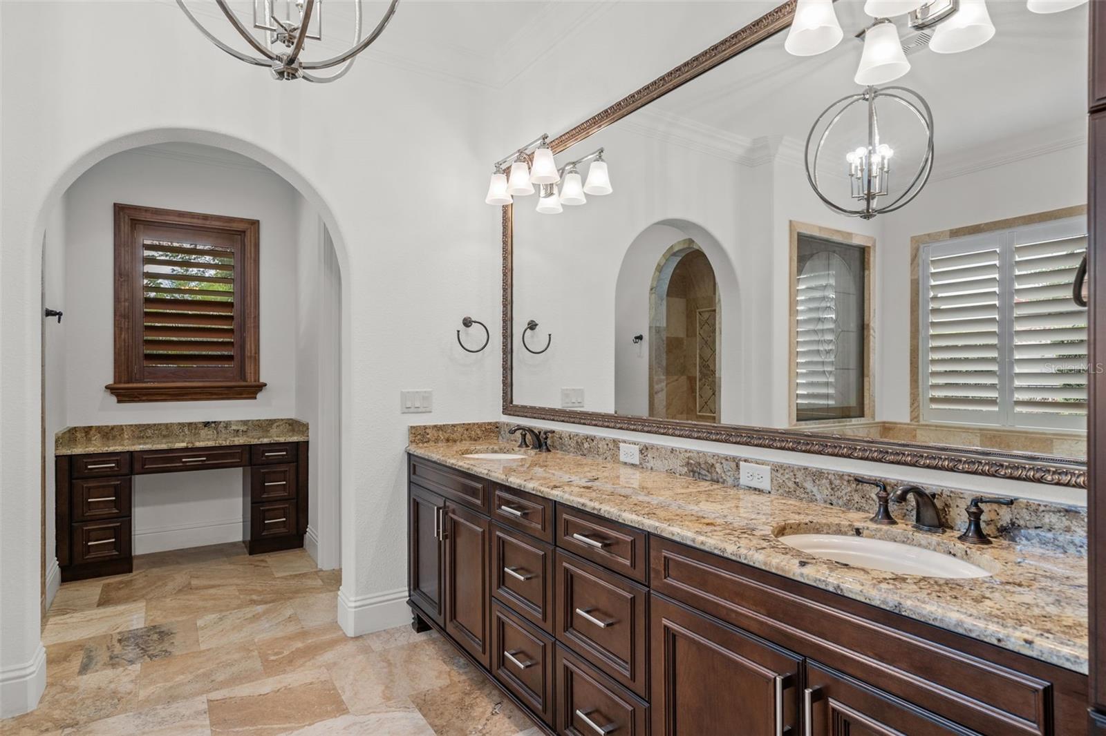 WATERSTONE - Residential