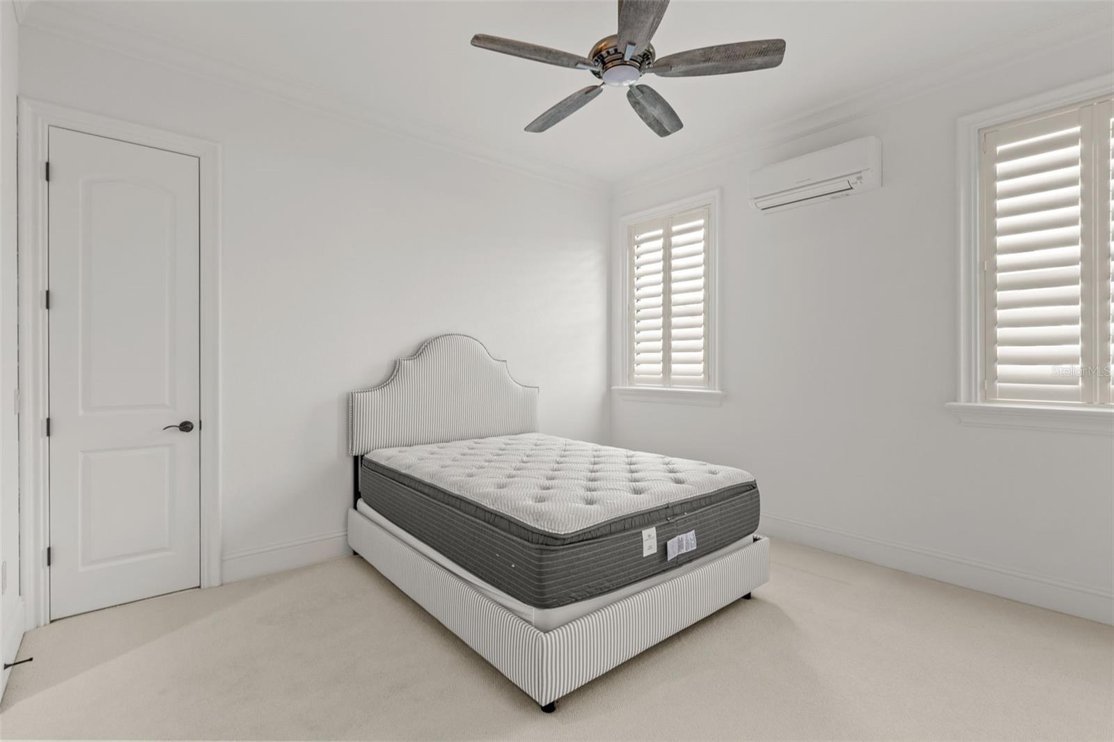 WATERSTONE - Residential