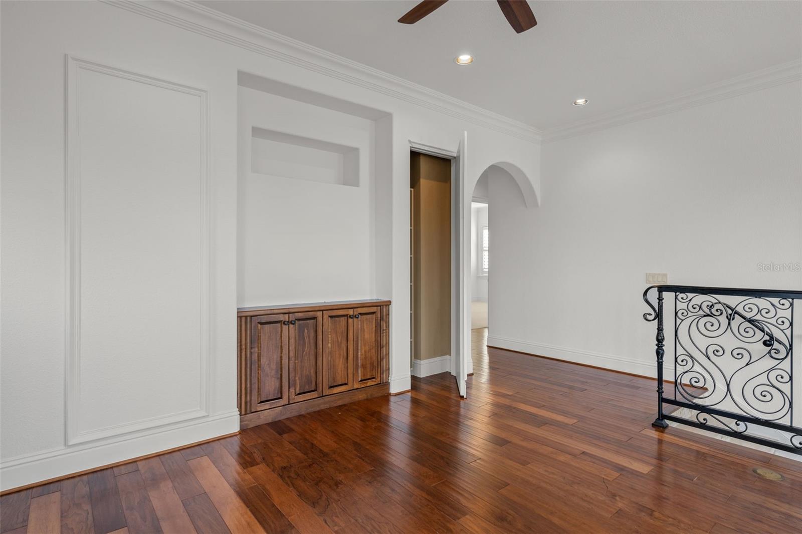 WATERSTONE - Residential