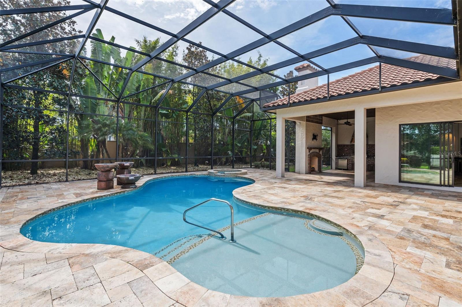 WATERSTONE - Residential