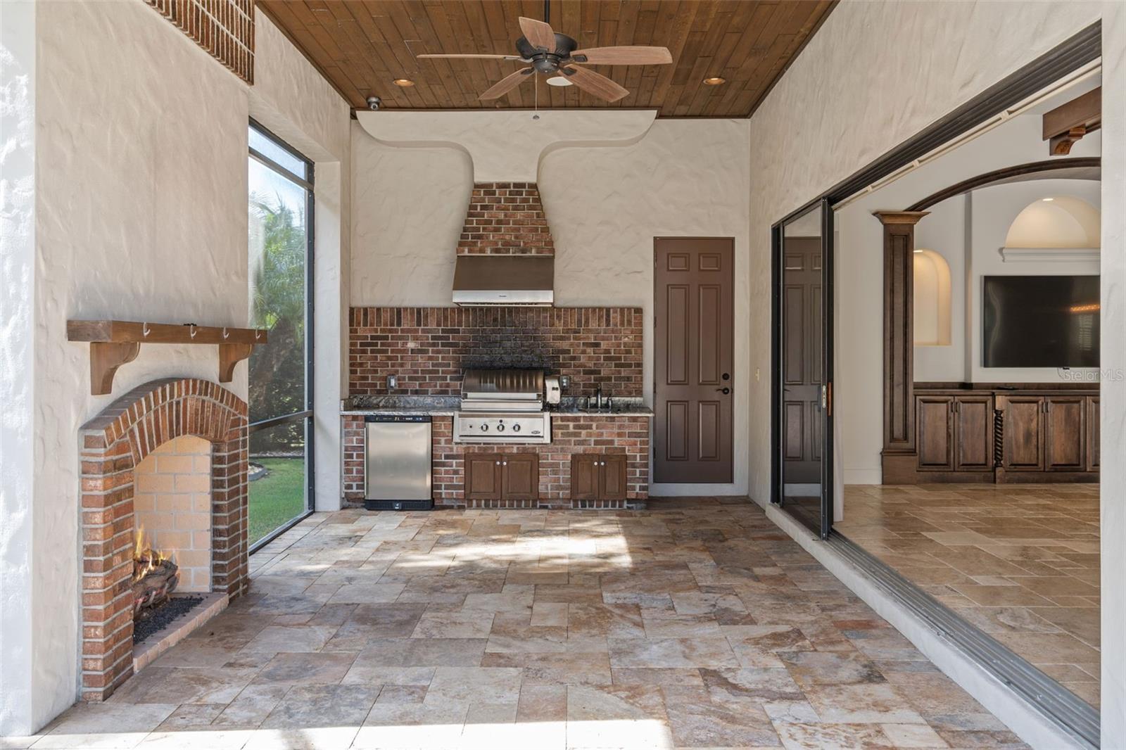 WATERSTONE - Residential