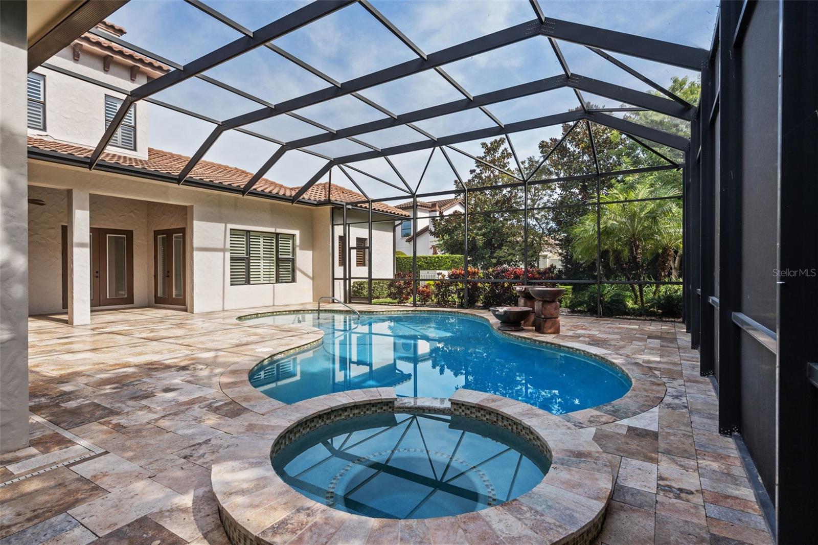 WATERSTONE - Residential