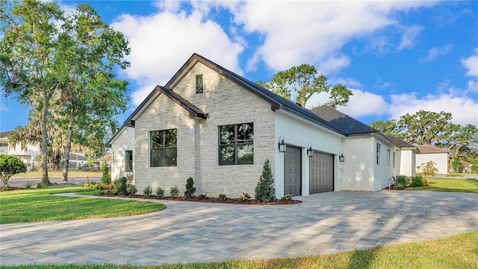 5087 CLIFFSIDE DRIVE