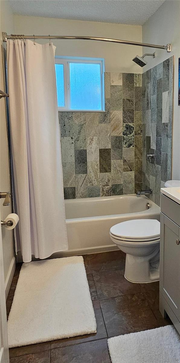 AUTUMN RUN-UNIT 3 - Residential