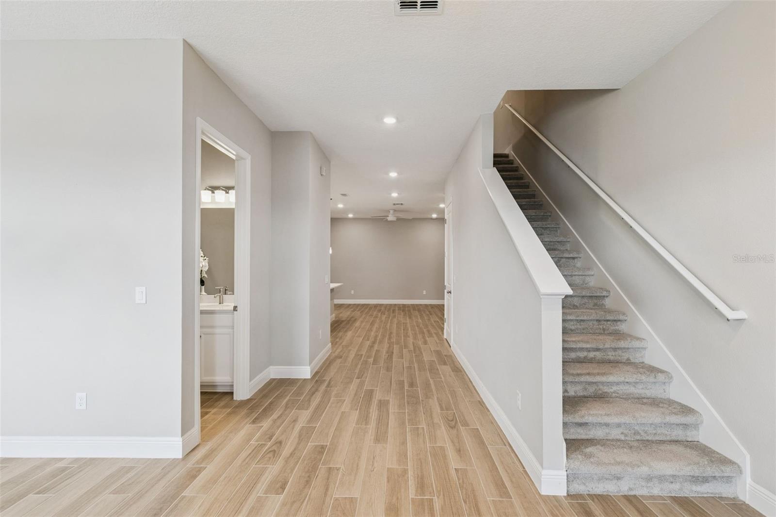 WESLYN PARK - Residential