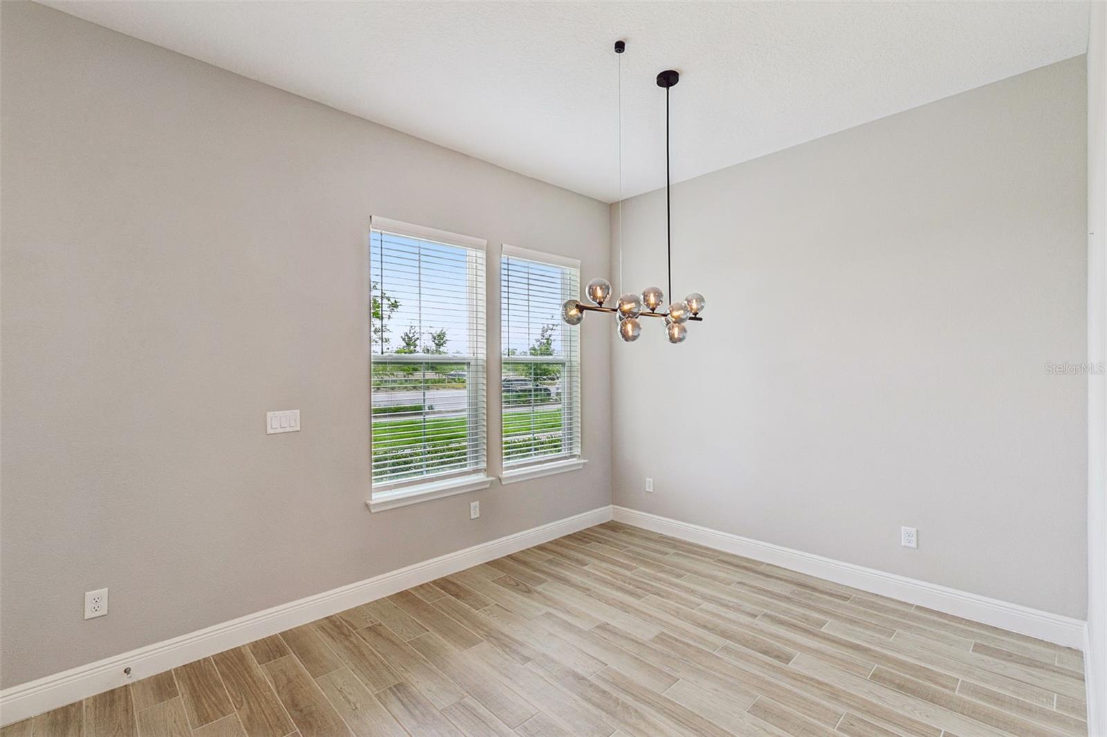 WESLYN PARK - Residential
