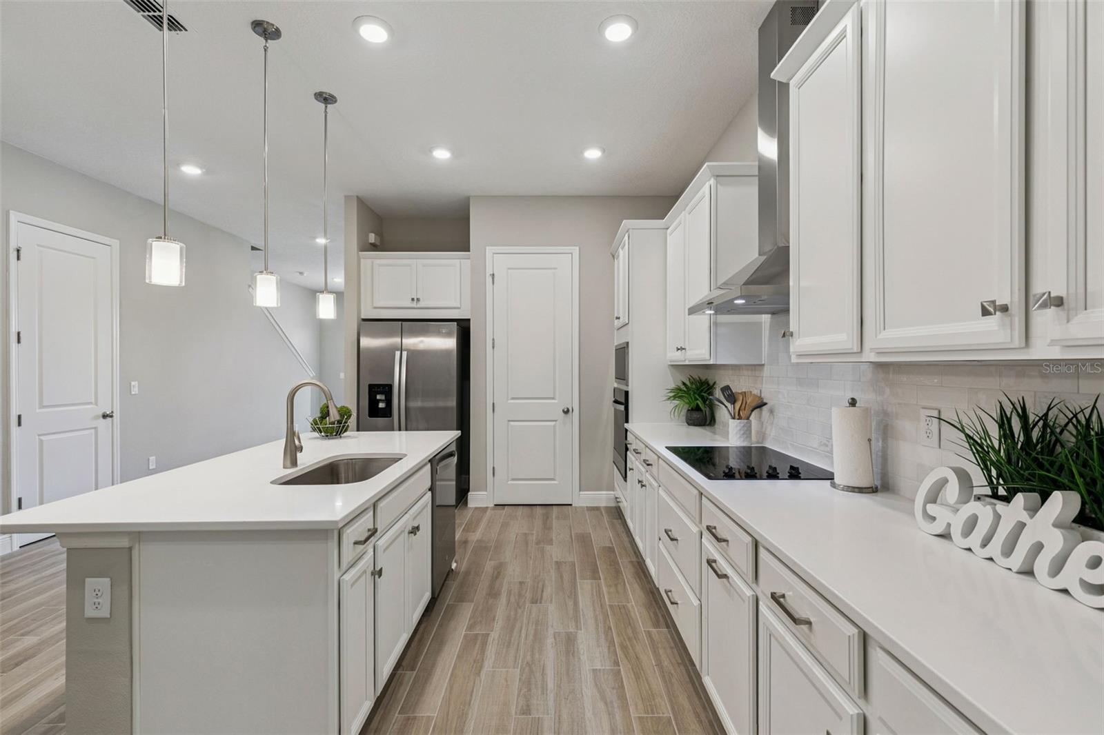 WESLYN PARK - Residential