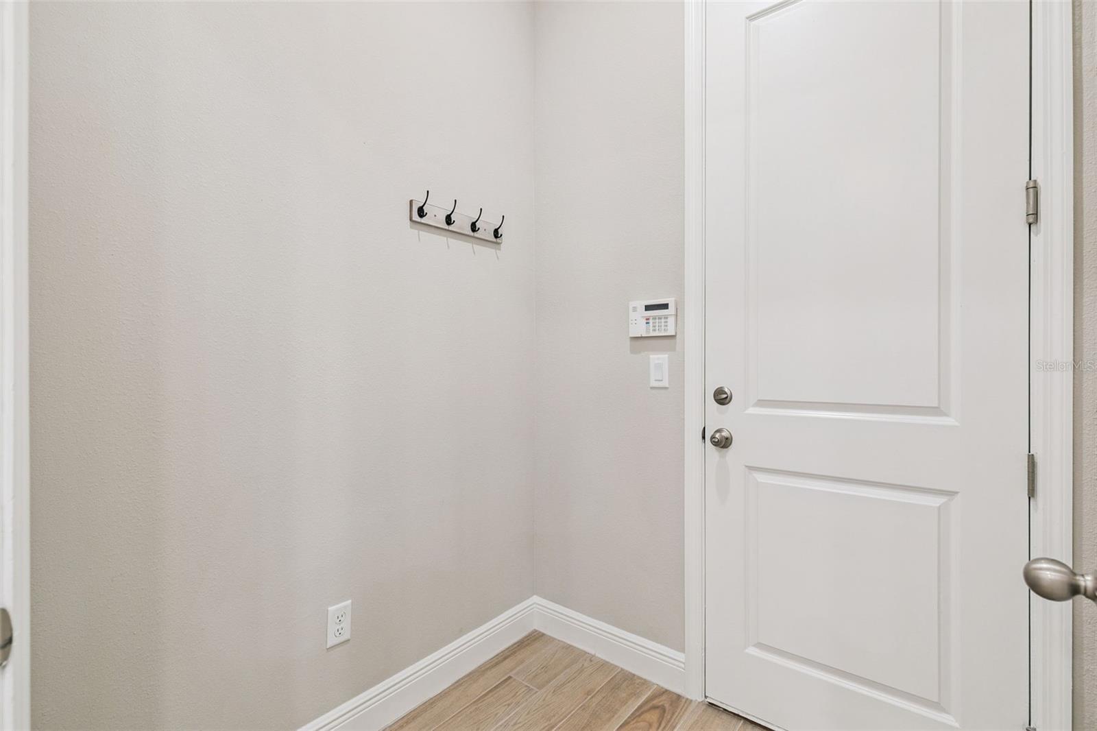 WESLYN PARK - Residential