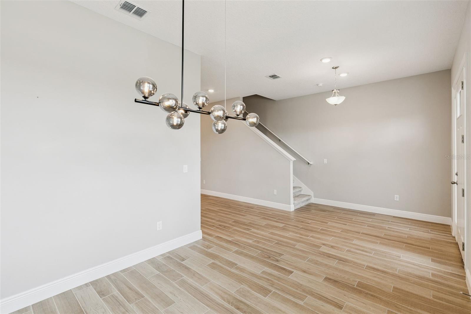 WESLYN PARK - Residential