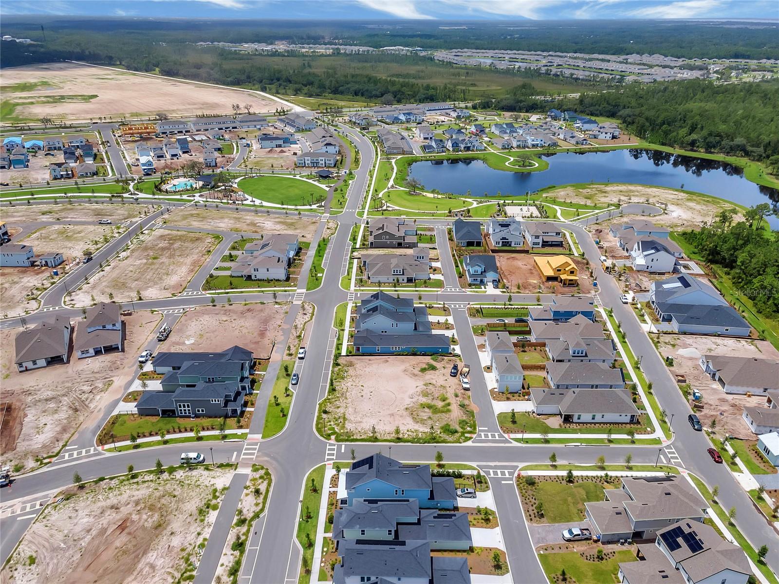 WESLYN PARK - Residential