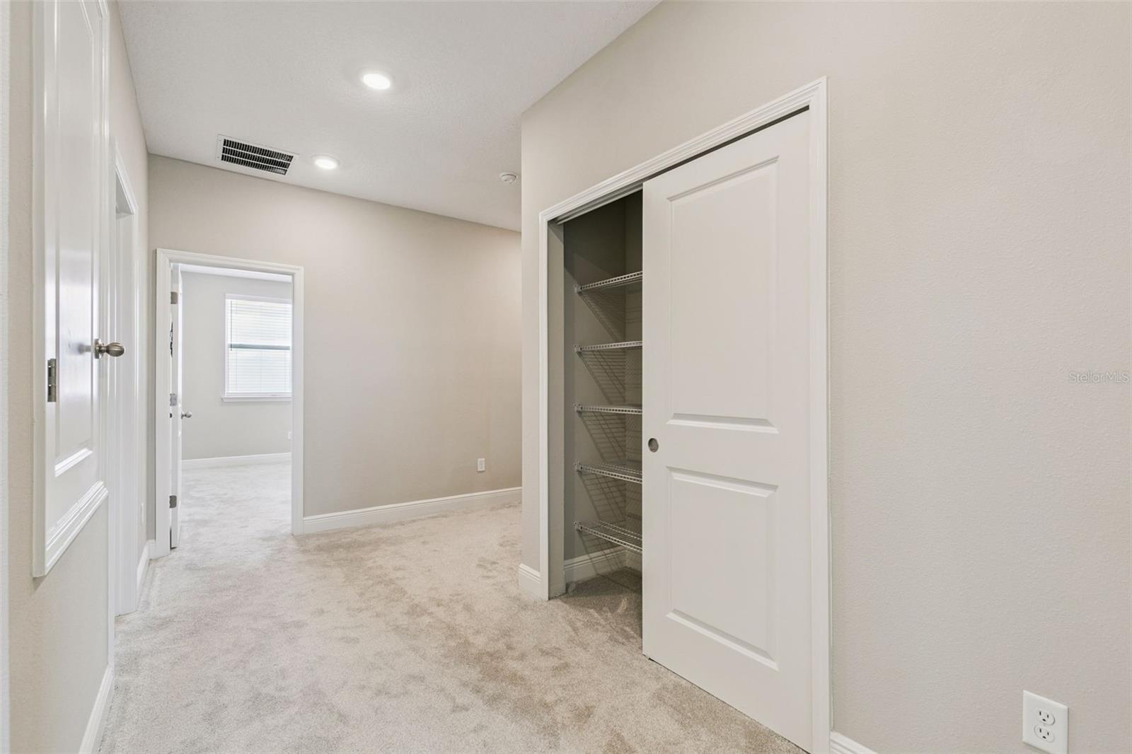 WESLYN PARK - Residential