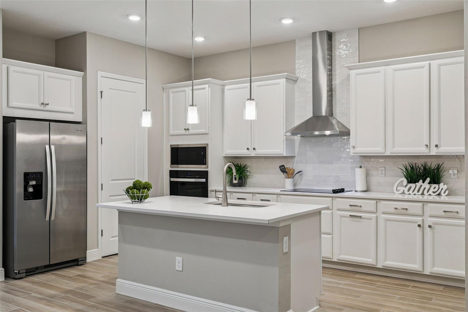 WESLYN PARK - Residential