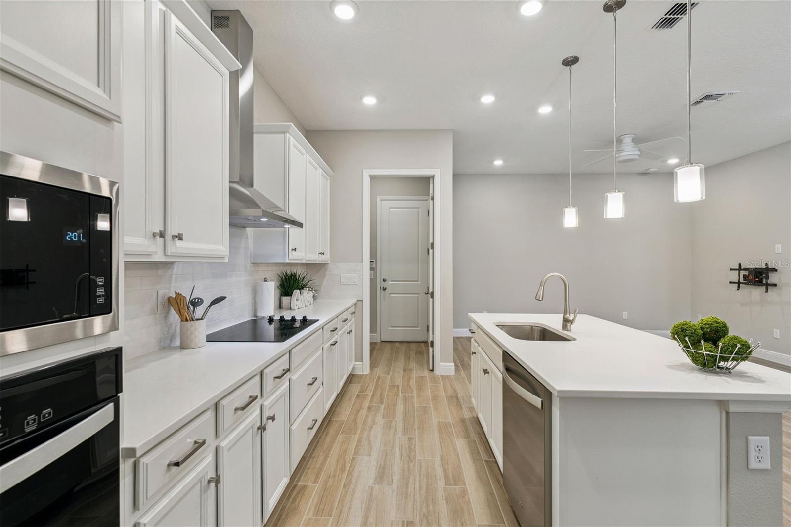 WESLYN PARK - Residential