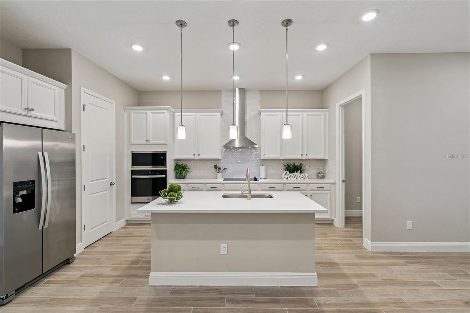 WESLYN PARK - Residential