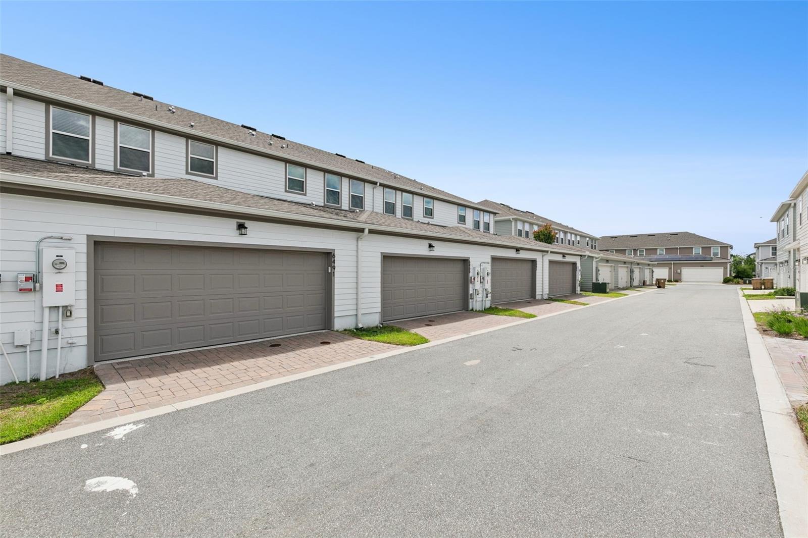 WESLYN PARK - Residential
