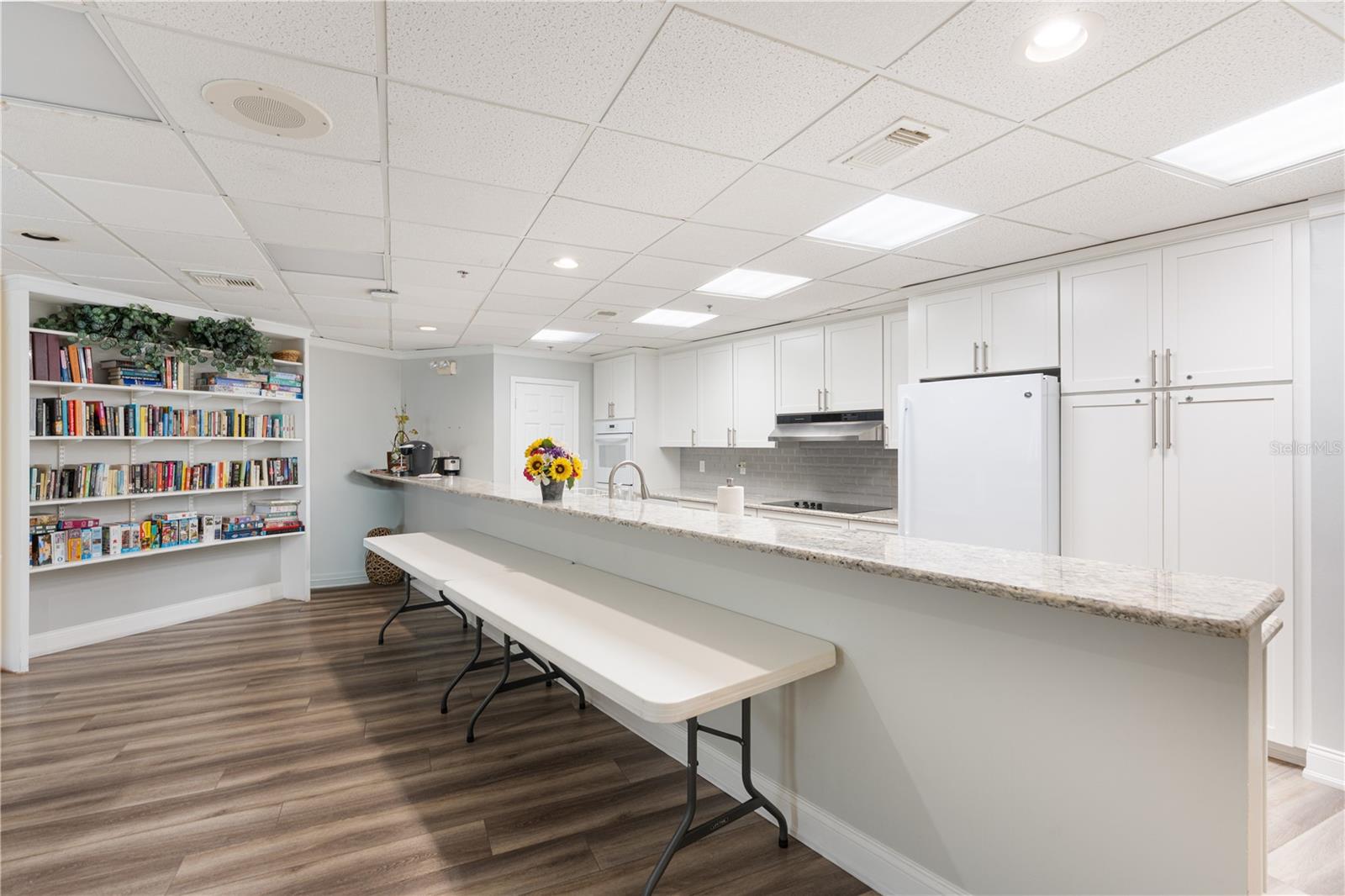 TOWERS AT PONCE INLET TOWER 01 CONDO - Residential