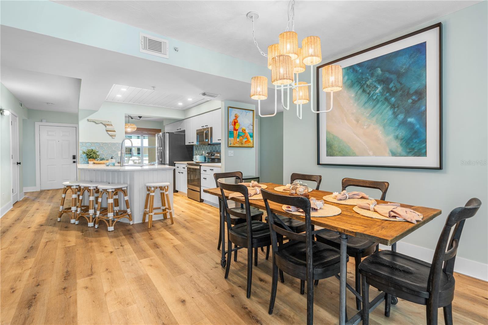 TOWERS AT PONCE INLET TOWER 01 CONDO - Residential