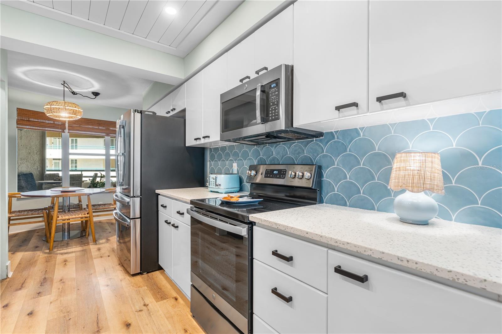 TOWERS AT PONCE INLET TOWER 01 CONDO - Residential