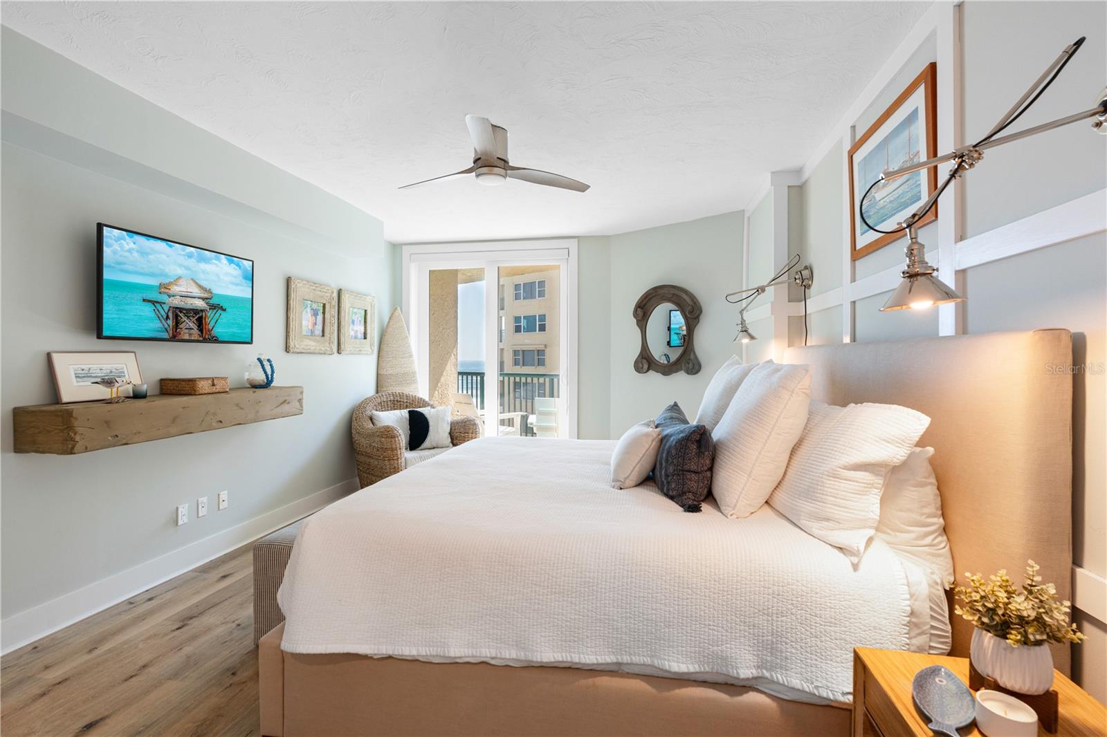 TOWERS AT PONCE INLET TOWER 01 CONDO - Residential