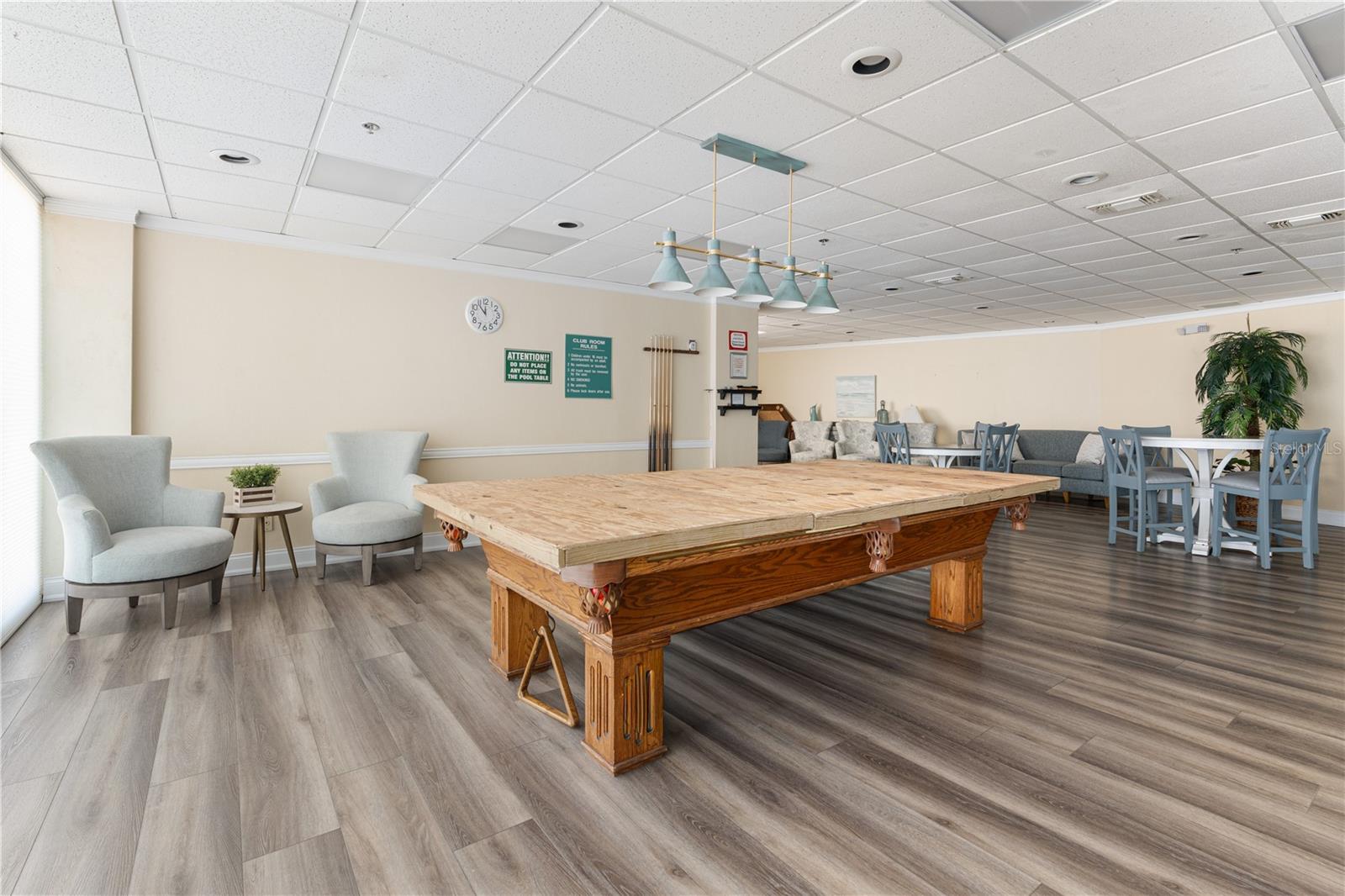 TOWERS AT PONCE INLET TOWER 01 CONDO - Residential