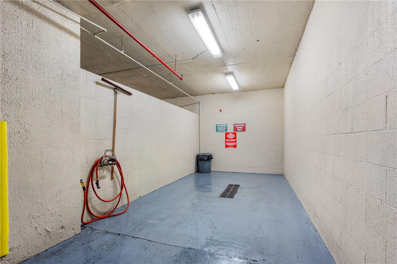 TOWERS AT PONCE INLET TOWER 01 CONDO - Residential