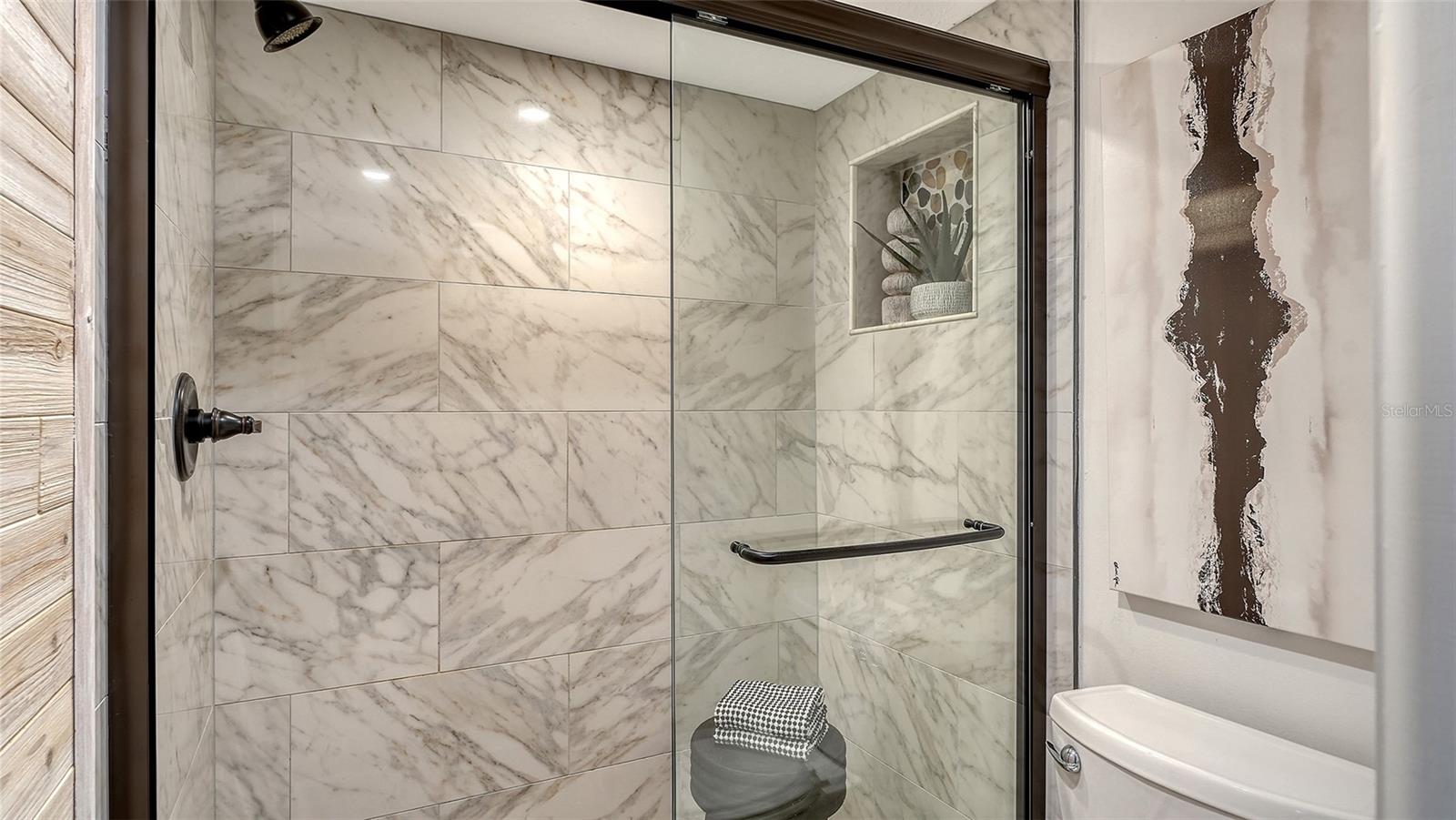 BIRD BAY II - Residential