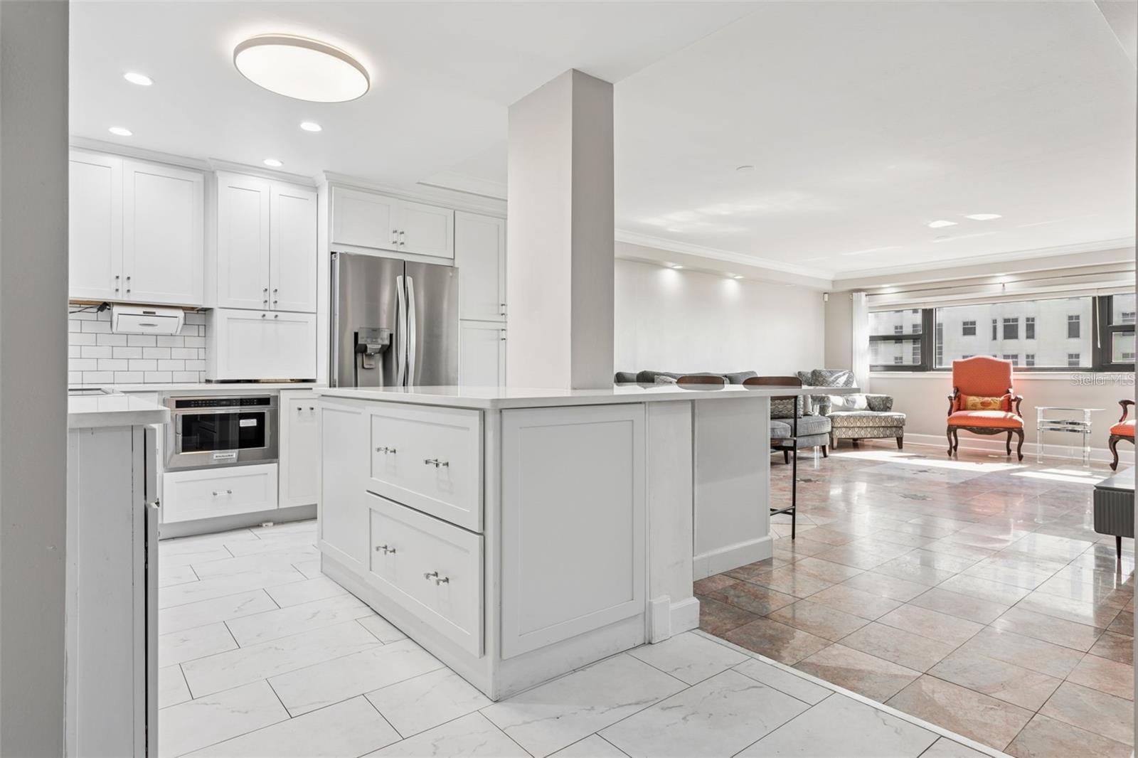 THE PINNACLE APTS A CONDO - Residential Lease