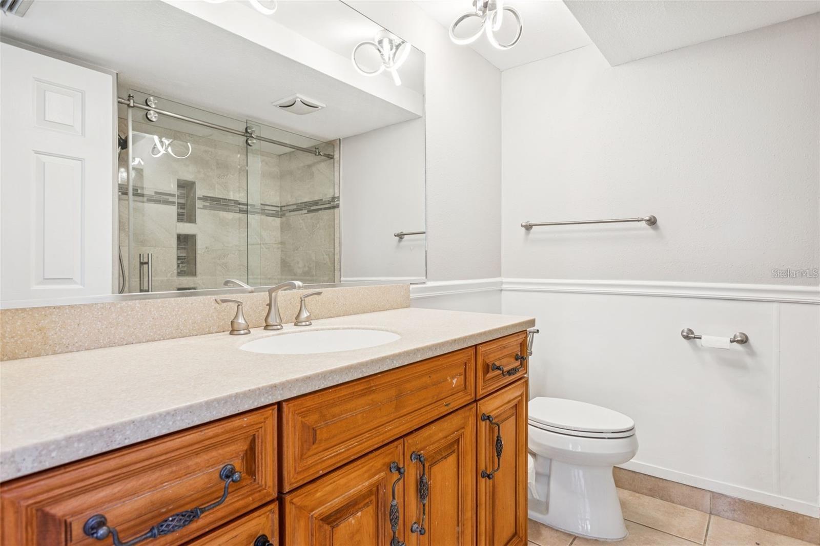 THE PINNACLE APTS A CONDO - Residential Lease