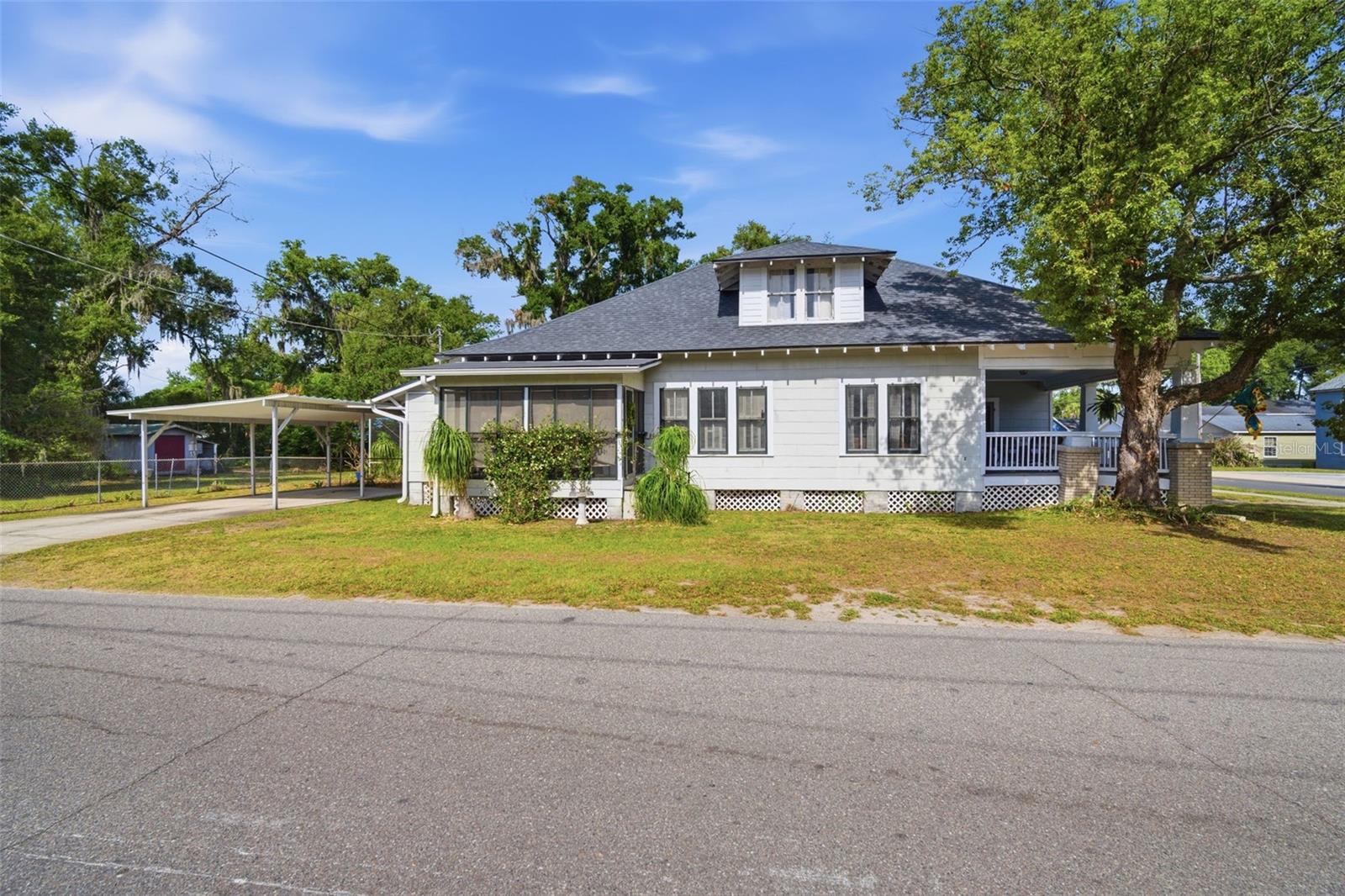 DEVANE & THOMAS - Residential