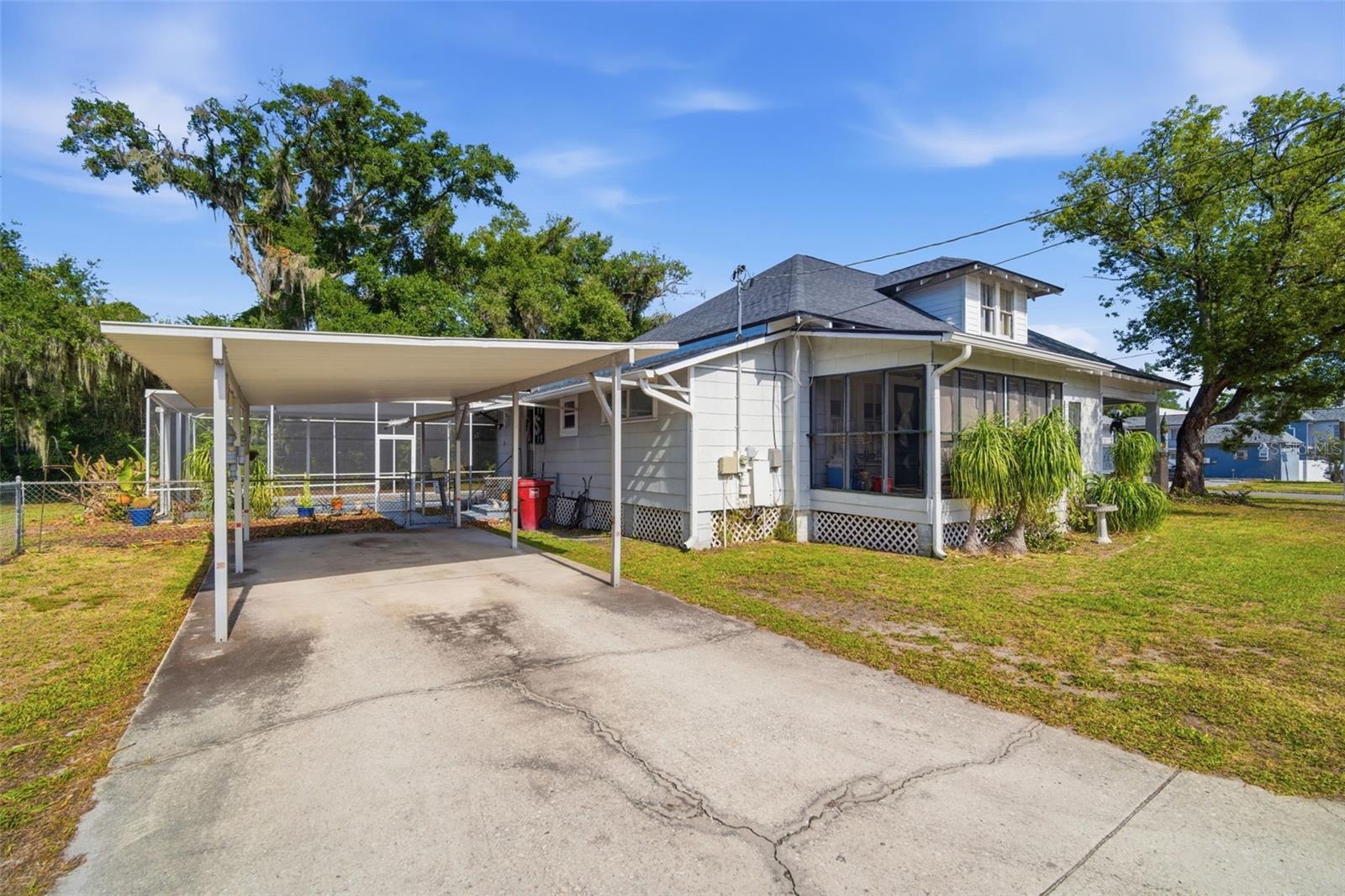 DEVANE & THOMAS - Residential